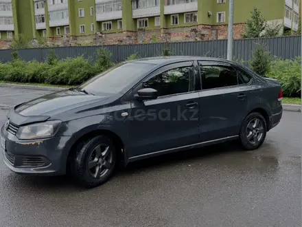 Volkswagen Polo 2015 года за 3 800 000 тг. в Караганда – фото 2