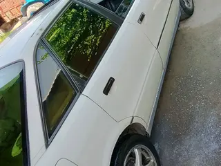 Audi 80
