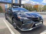 Toyota Camry 2020 годаfor13 000 000 тг. в Алматы