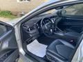 Toyota Camry 2018 года за 8 300 000 тг. в Уральск – фото 14