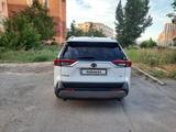 Toyota RAV4 2020 года за 14 000 000 тг. в Астана – фото 2