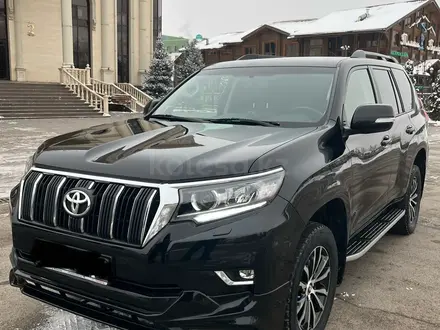 Toyota Land Cruiser Prado 2019 года за 33 000 000 тг. в Алматы