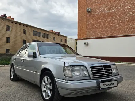 Mercedes-Benz E 220 1993 года за 2 300 000 тг. в Кызылорда – фото 6