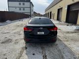 Hyundai Elantra 2014 годаүшін4 200 000 тг. в Атырау – фото 3