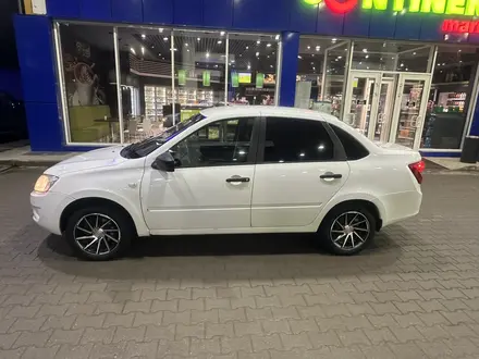 ВАЗ (Lada) Granta 2190 2017 года за 3 200 000 тг. в Усть-Каменогорск – фото 2