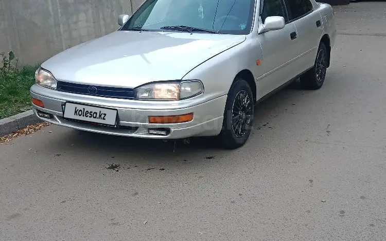 Toyota Camry 1993 года за 2 000 000 тг. в Павлодар