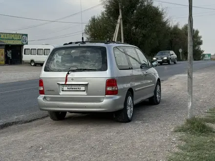 Kia Carnival 2003 года за 4 000 000 тг. в Шымкент – фото 8