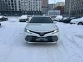 Toyota Camry Luxe 2019 года за 14 650 000 тг. в Астана – фото 5