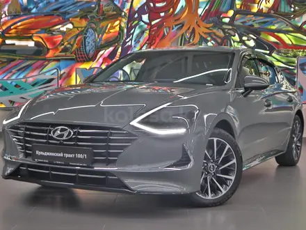 Hyundai Sonata 2022 года за 13 990 000 тг. в Алматы