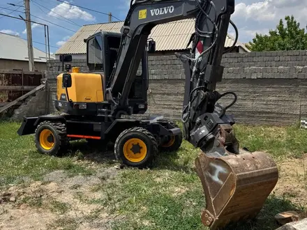 Volvo  EW 2022 года за 29 900 000 тг. в Шымкент