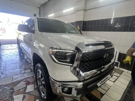 Toyota Tundra 2020 года за 31 500 000 тг. в Алматы – фото 3