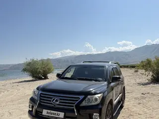 Lexus LX 570