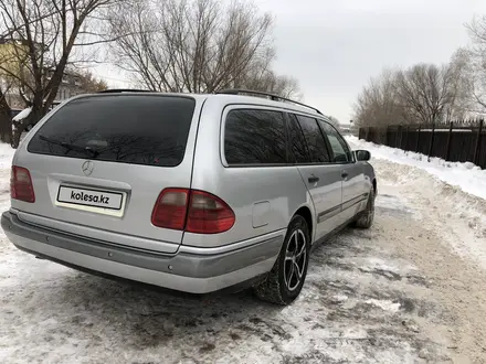 Mercedes-Benz E 240 2000 года за 3 000 000 тг. в Астана – фото 4