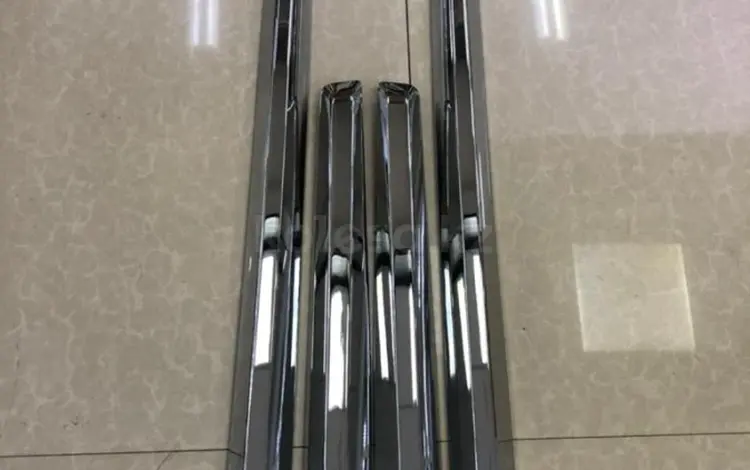 Молдинги дверей на Прадо 160 2018 + за 35 000 тг. в Алматы