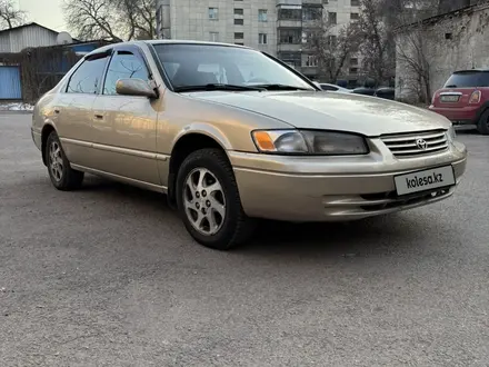 Toyota Camry 1998 года за 2 600 000 тг. в Алматы – фото 3