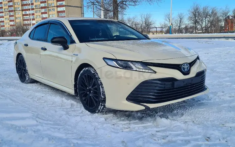 Toyota Camry 2018 годаүшін8 000 000 тг. в Актобе