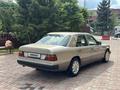Mercedes-Benz E 230 1991 года за 2 200 000 тг. в Алматы – фото 4
