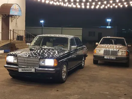 Mercedes-Benz E 300 1981 года за 4 000 000 тг. в Жезказган – фото 10