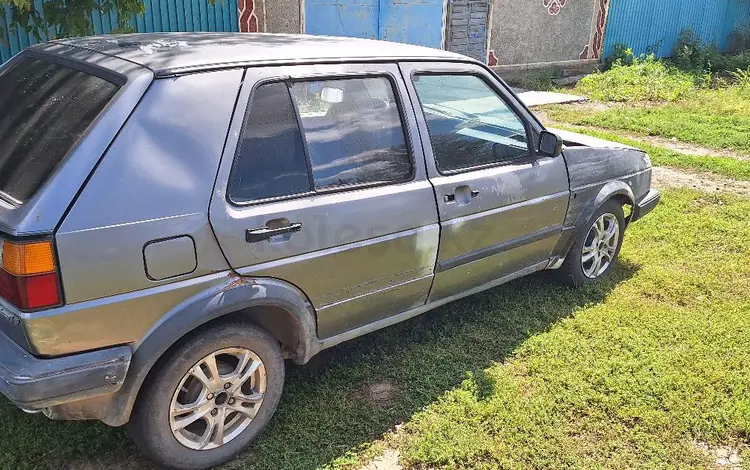 Volkswagen Golf 1988 годаfor330 000 тг. в Семей