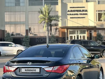 Hyundai Sonata 2012 года за 4 100 000 тг. в Актобе – фото 2