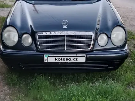 Mercedes-Benz E 280 1999 года за 3 000 000 тг. в Алматы