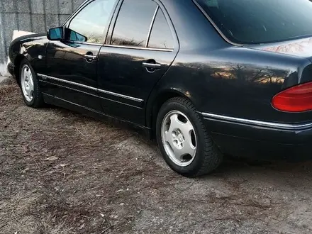 Mercedes-Benz E 280 1999 года за 3 000 000 тг. в Алматы – фото 8
