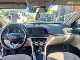 Hyundai Elantra 2019 года за 8 250 000 тг. в Аулиеколь – фото 2