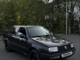 Volkswagen Vento 1993 года за 700 000 тг. в Караганда – фото 3