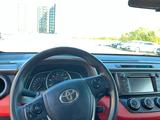 Toyota RAV4 2014 года за 9 700 000 тг. в Атырау – фото 2