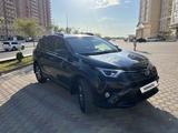 Toyota RAV4 2017 года за 11 700 000 тг. в Актау – фото 4