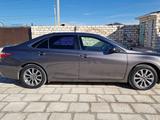 Toyota Camry 2016 года за 6 700 000 тг. в Жанаозен – фото 2