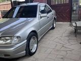 Mercedes-Benz C 280 1993 года за 1 800 000 тг. в Алматы