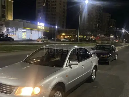 Volkswagen Passat 1998 года за 1 500 000 тг. в Караганда – фото 13