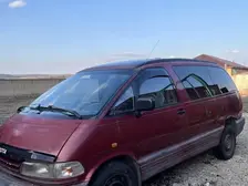 Toyota Previa, 1991