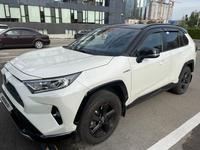 Toyota RAV4 2021 года за 19 000 000 тг. в Алматы