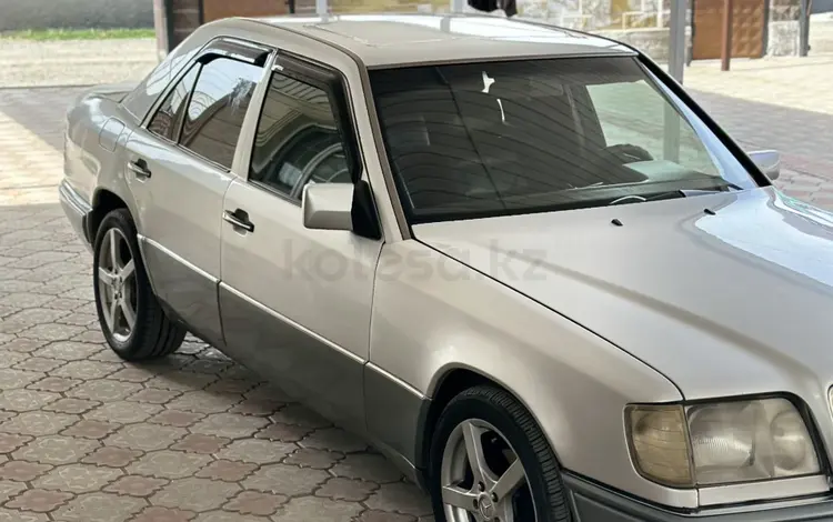 Mercedes-Benz E 280 1995 года за 1 900 000 тг. в Алматы