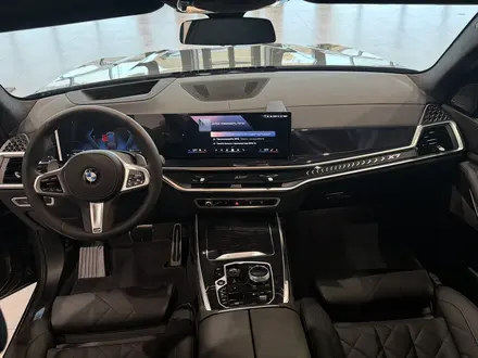 BMW X7 XDrive 40i 2025 года за 83 113 000 тг. в Аксу – фото 16