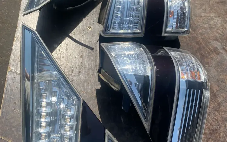 Задний фонарь toyota vellfire за 100 000 тг. в Алматы