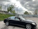 Mercedes-Benz S 500 2010 годаfor9 900 000 тг. в Алматы – фото 4