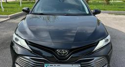 Toyota Camry 2019 года за 14 200 000 тг. в Шымкент – фото 3