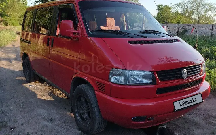 Volkswagen Caravelle 1996 годаfor4 000 000 тг. в Астана