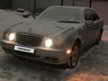 Mercedes-Benz E 320 2001 годаүшін2 500 000 тг. в Атырау – фото 3