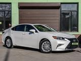 Lexus ES 200 2015 года за 15 000 000 тг. в Шымкент