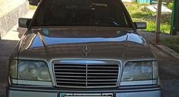 Mercedes-Benz E 200 1994 года за 1 750 000 тг. в Алматы
