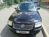 Volkswagen Passat 2004 года за 2 000 000 тг. в Астана