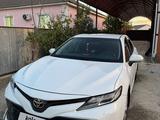 Toyota Camry 2018 года за 12 500 000 тг. в Атырау