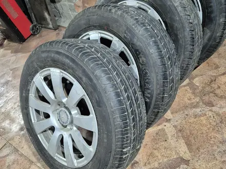 Диски с резиной за 180 000 тг. в Алматы – фото 10