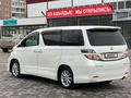 Toyota Vellfire 2010 года за 12 600 000 тг. в Семей – фото 2