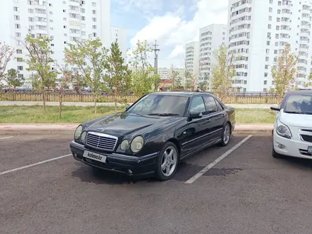 Mercedes-Benz E 430 1999 года за 5 000 000 тг. в Астана – фото 2