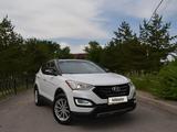 Hyundai Santa Fe 2014 годаүшін9 999 999 тг. в Алматы